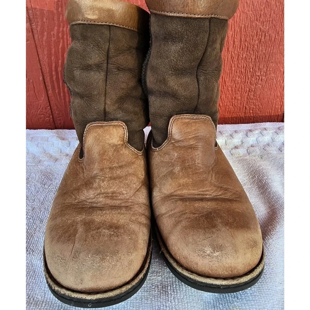 UGG Beacon Leather‎ Boots Size 3 Brown Two Tone Sherpa Lined Hard Sole S/N 5925